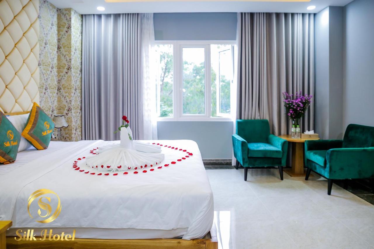 Silk Hotel Ho Chi Minh City Exterior photo